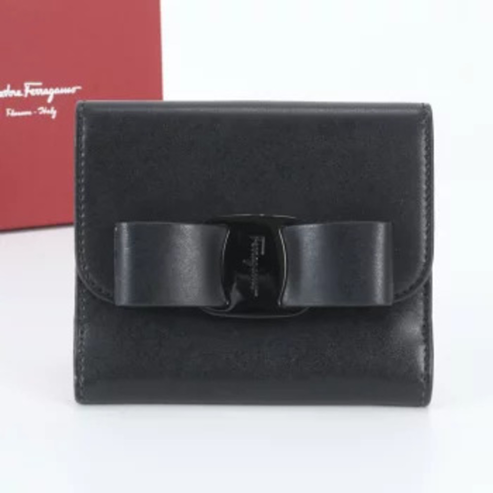 Salvatore Ferragamo Vara Ribbon Leather Bifold Wallet Shoulder Bag Black